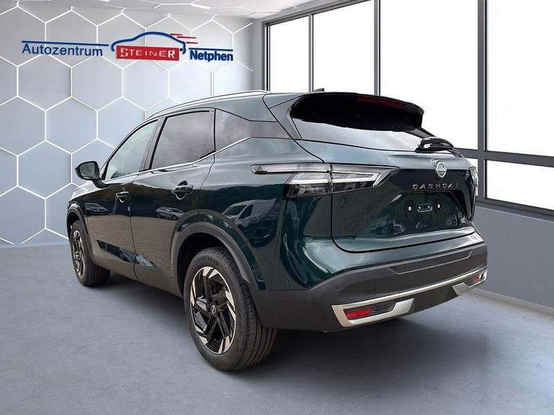 Neu Nissan Qashqai N-Connecta 158 PS (116 kW) 2026 Grün SUV