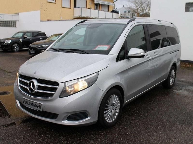 Gebraucht Mercedes V220 Edition 163 PS (119 kW) 2014 Brillantsilbver Van / Kleinbus