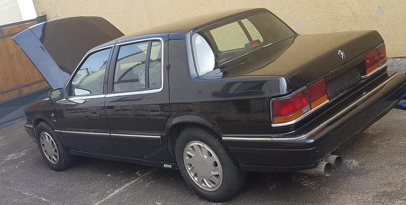 Gebraucht Chrysler Saratoga 141 PS (103 kW) 1993 Schwarz Limousine