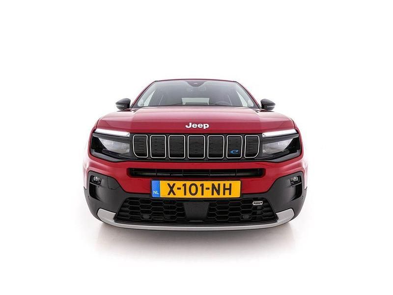 Gebraucht Jeep Avenger EV Summit 114 kW (156 PS) 2024 Rot SUV