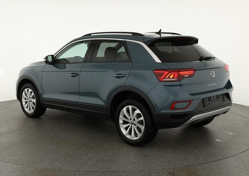 Neu VW T-Roc Life 150 PS (110 kW) 2025 Petroleumblau metallic SUV