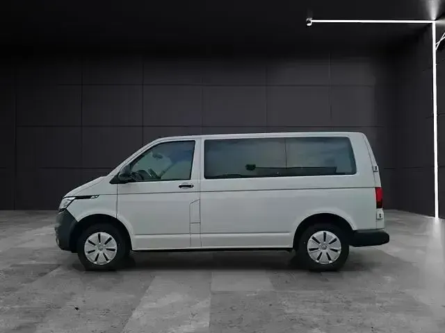 Gebraucht VW T6.1 150 PS (110 kW) 2020 Candyweiß Van