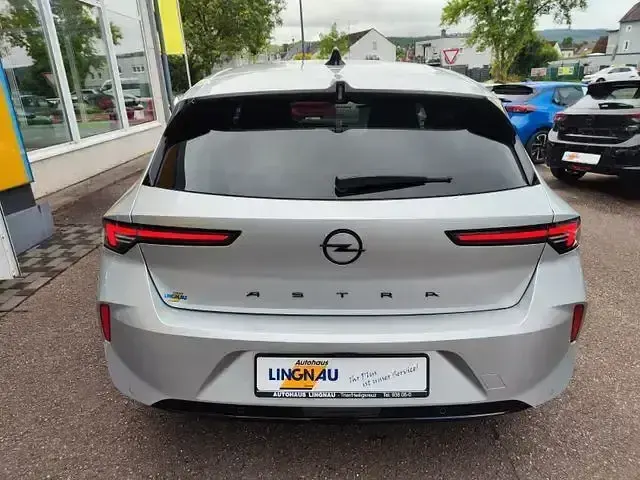 Gebraucht Opel Astra 131 PS (96 kW) 2025 Silber Kleinwagen
