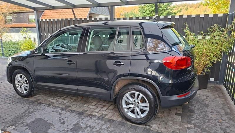 Schwarz Gebraucht 2014 VW Tiguan SUV | 10.550 € (Guter Preis) - Bild 1/4