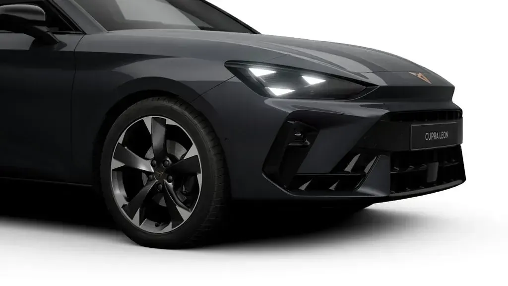 Gebraucht Cupra Leon 150 PS (110 kW) 2025 Magnetic grau metallic Limousine