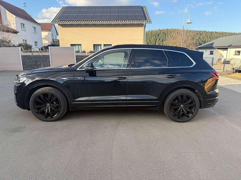 Gebraucht VW Touareg R-line 286 PS (210 kW) 2023 Schwarz SUV