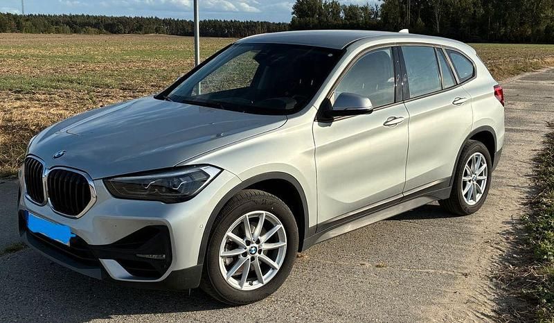 Gebraucht BMW X1 Advantage 140 PS (102 kW) 2019 Silber SUV