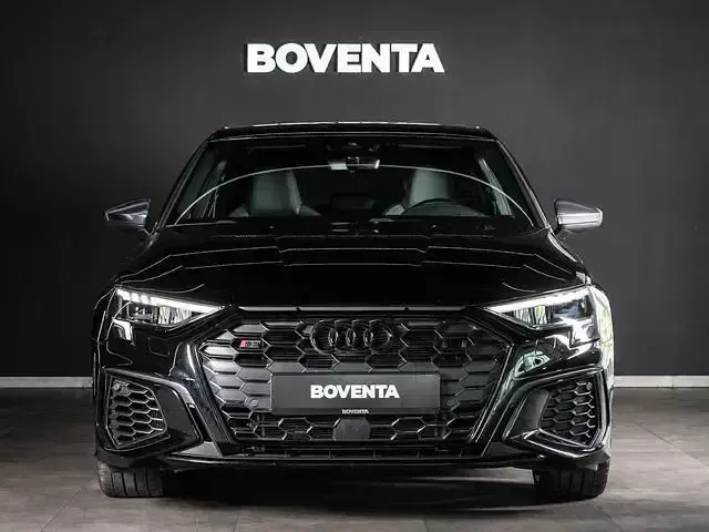 Gebraucht Audi S3 Sport 310 PS (228 kW) 2022 Mythosschwarz metallic Limousine