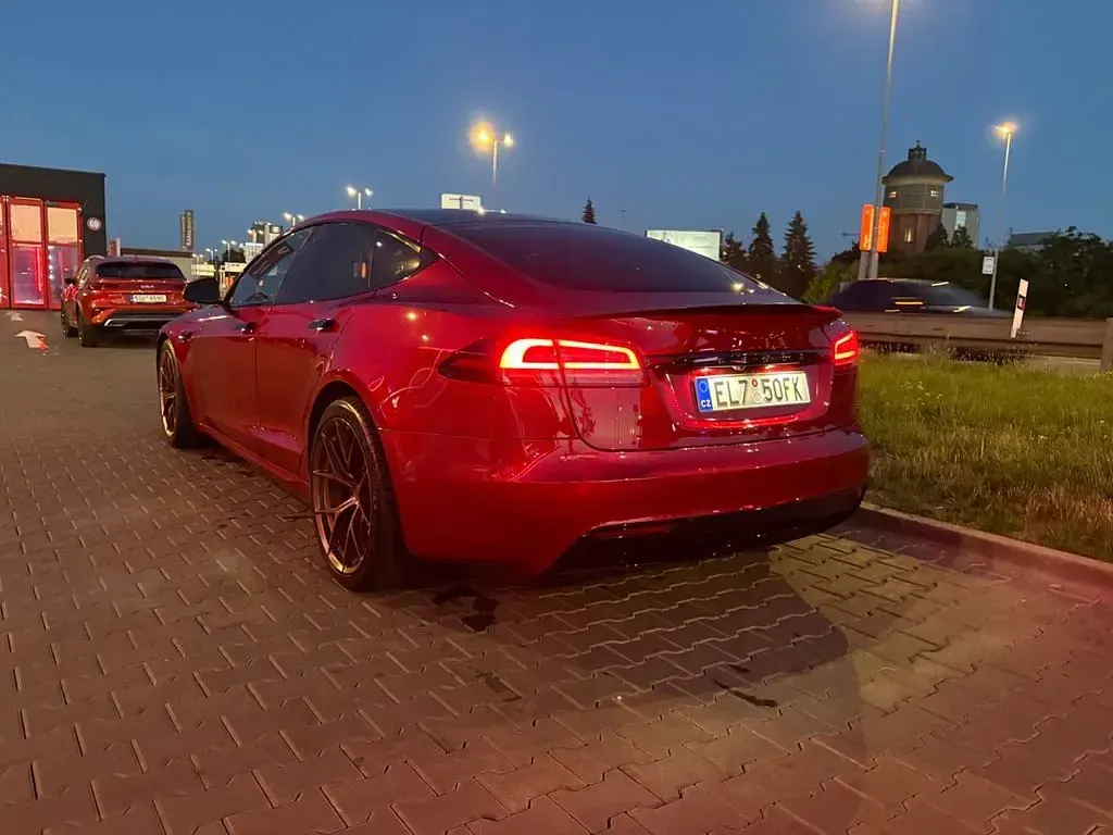 Gebraucht Tesla Model S Plaid 759 kW (1033 PS) 2023 Rot Kleinwagen