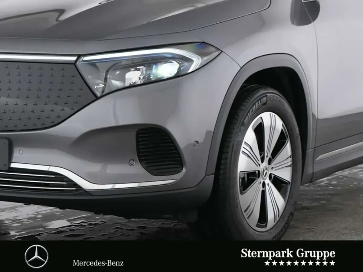 Gebraucht Mercedes EQA250+ Progressive 139 kW (190 PS) 2025 Lack mountaingrau SUV