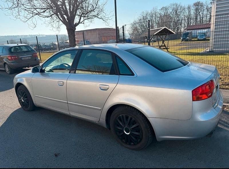 Silber Gebraucht 2005 Audi A4 Limousine | 1.900 € (Superpreis) - Bild 1/4