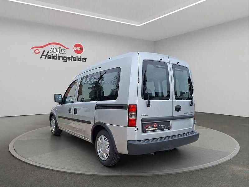 Gebraucht Opel Combo 75 PS (55 kW) 2003 Silber Van / Kleinbus