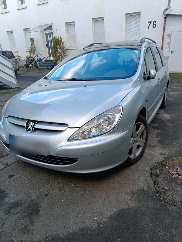 Silber Gebraucht 2004 Peugeot 307 Kombi | 500 € - Bild 1/4