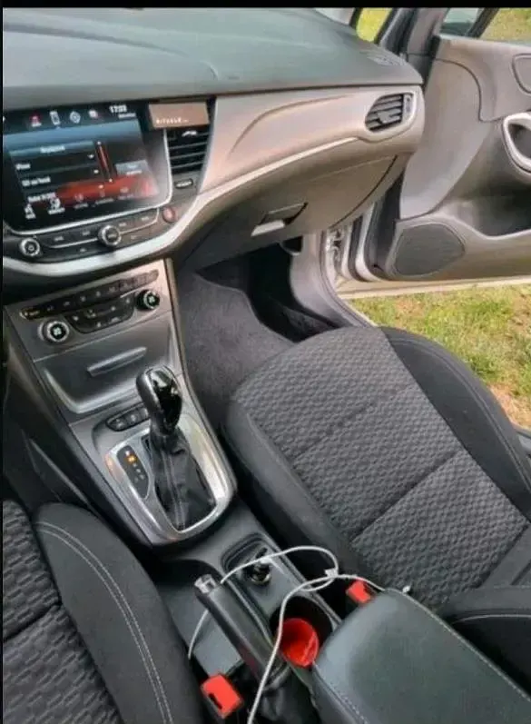 Gebraucht Opel Astra 136 PS (100 kW) 2019 Grau Kombi