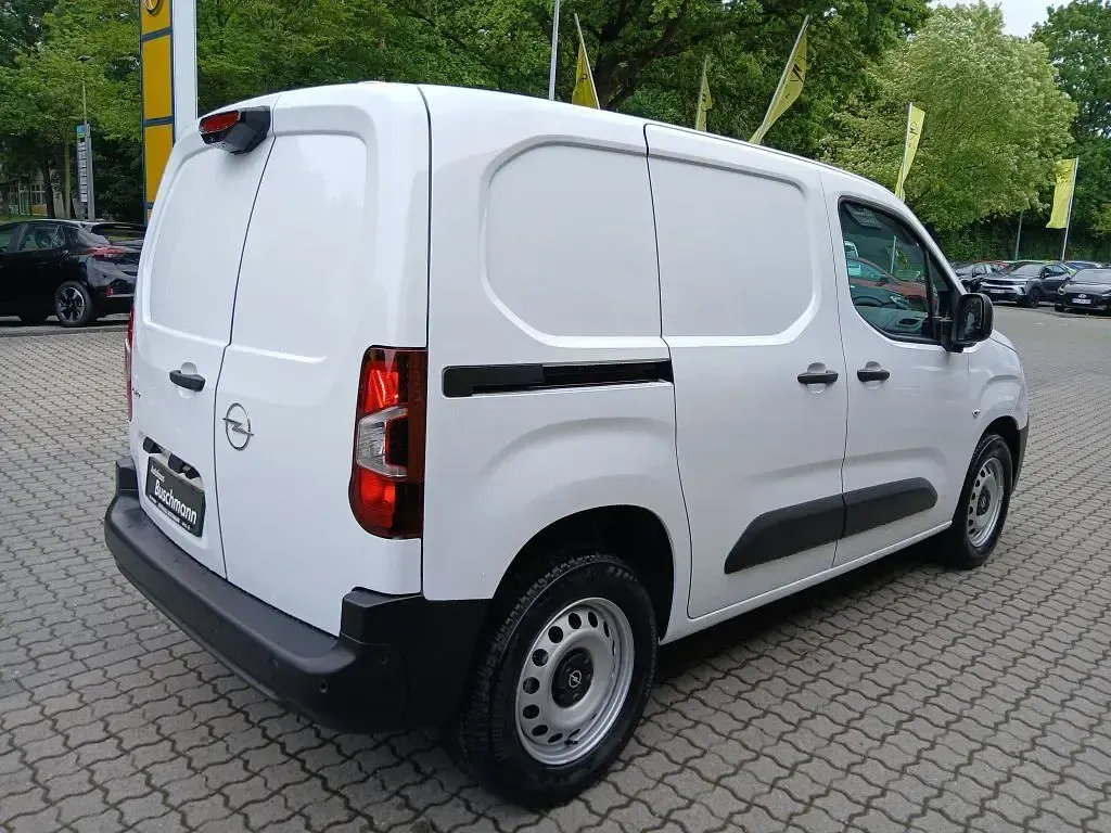 Gebraucht Opel Combo Comfort 102 PS (75 kW) 2026 Weiß Van / Kleinbus
