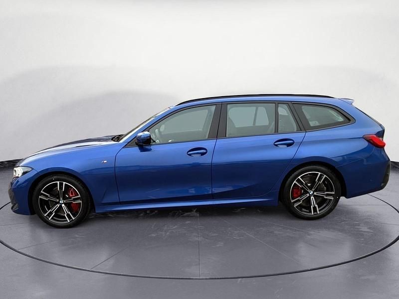 Gebraucht BMW 318 150 PS (110 kW) 2024 Blau Kombi