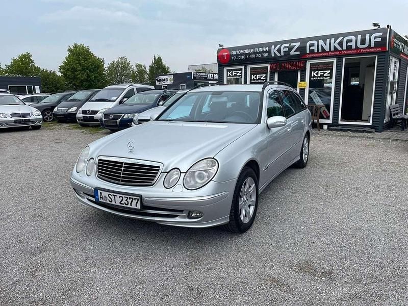 Gebraucht Mercedes E320 224 PS (164 kW) 2005 Iridiumsilber  metalliclack Kombi
