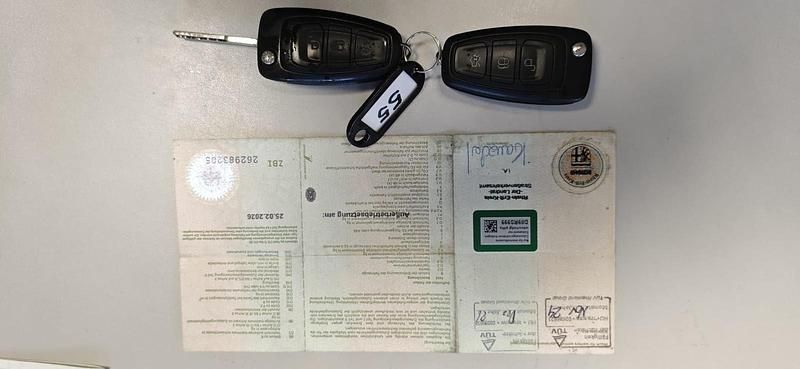 Gebraucht Ford Focus SYNC Edition 101 PS (74 kW) 2013 Silber Kombi