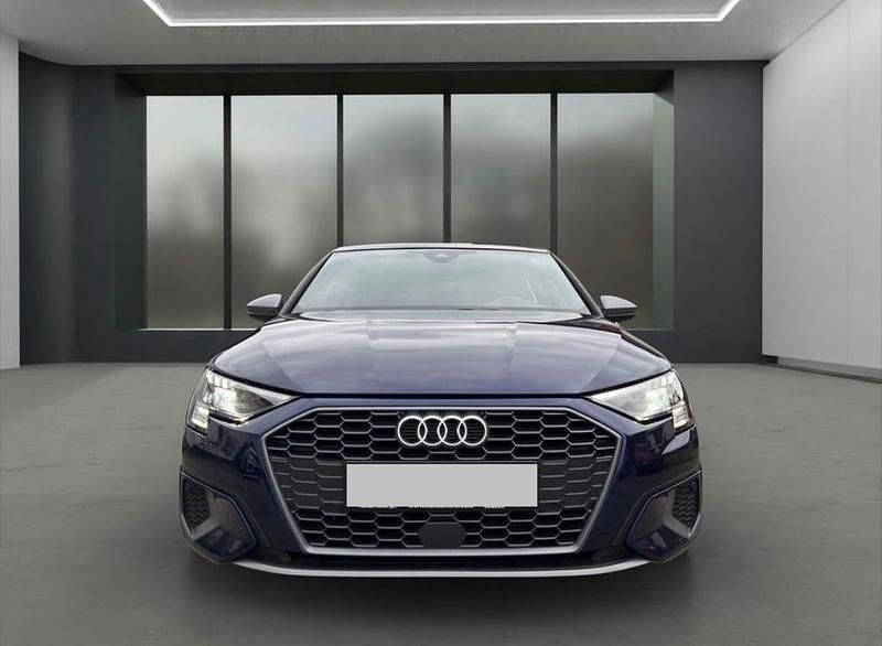 Gebraucht Audi A3 Business 150 PS (110 kW) 2020 Blau Limousine