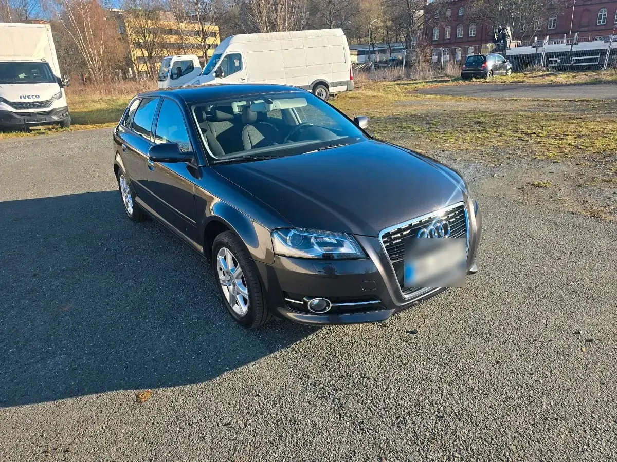 Gebraucht Audi A3 125 PS (91 kW) 2012 Grau Kleinwagen