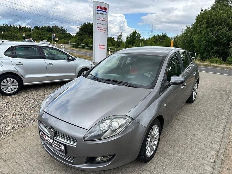 Braun Gebraucht 2011 Fiat Bravo Active Kleinwagen | 1.990 € (Fairer Preis) - Bild 1/4