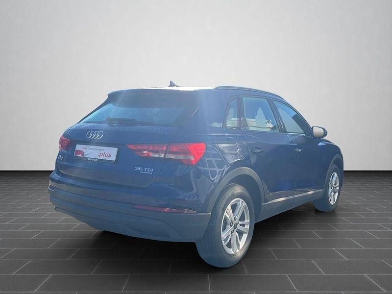 Gebraucht Audi Q3 Advanced 150 PS (110 kW) 2023 Navarrablau metallic (metallic) SUV