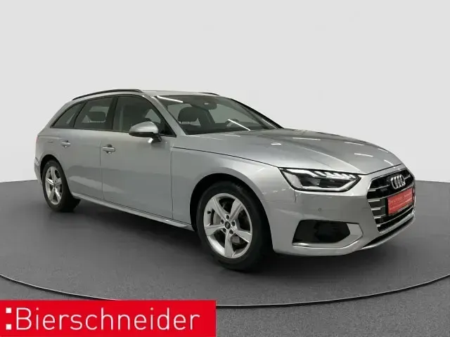 Gebraucht Audi A4 Advanced 204 PS (150 kW) 2022 Silber Kombi