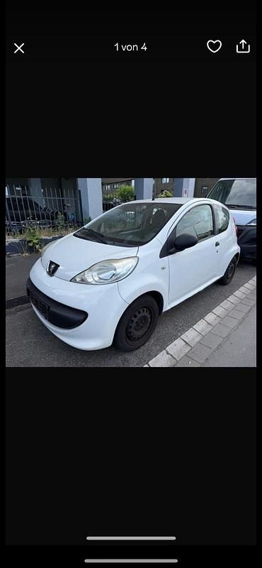 Weiß Gebraucht 2007 Peugeot 107 Kleinwagen | 750 € - Bild 1/4