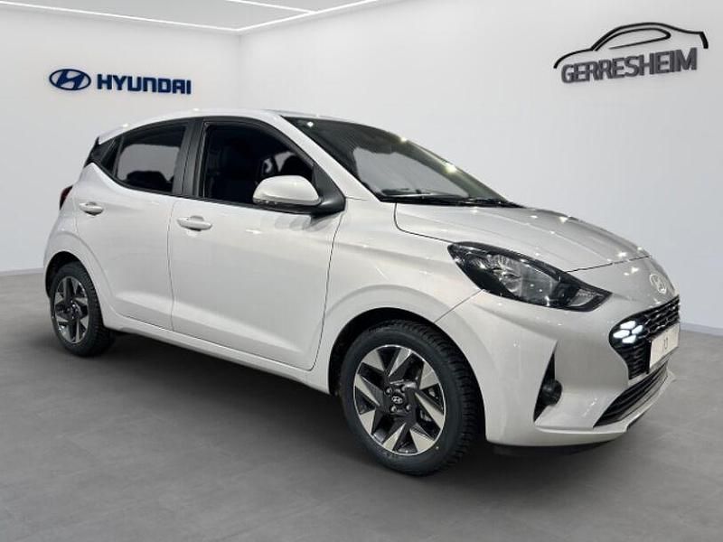 Gebraucht Hyundai i10 Trend 63 PS (46 kW) 2025 Grau Kleinwagen