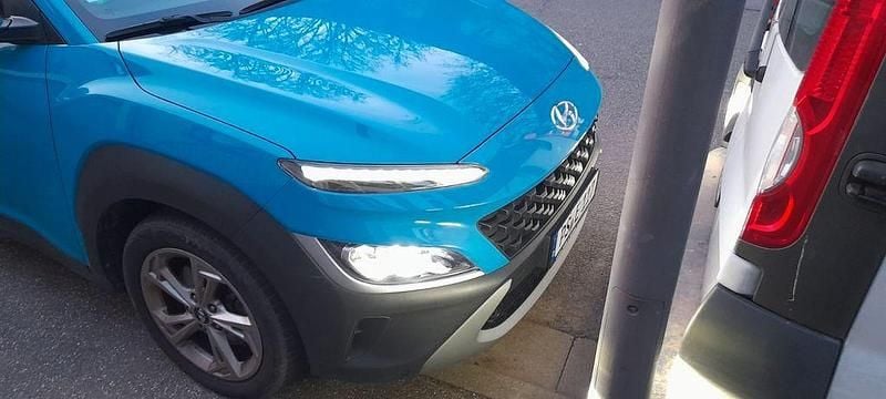 Gebraucht Hyundai Kona Edition 30+ 125 PS (91 kW) 2022 Blau SUV