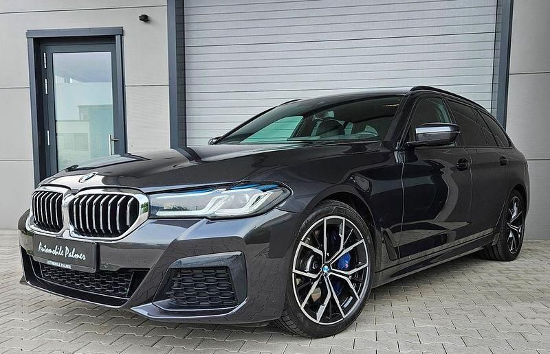 Sophistograu brillanteffekt Gebraucht 2021 BMW 530 M Sport Kombi | 30.990 € (Fairer Preis) - Bild 1/4
