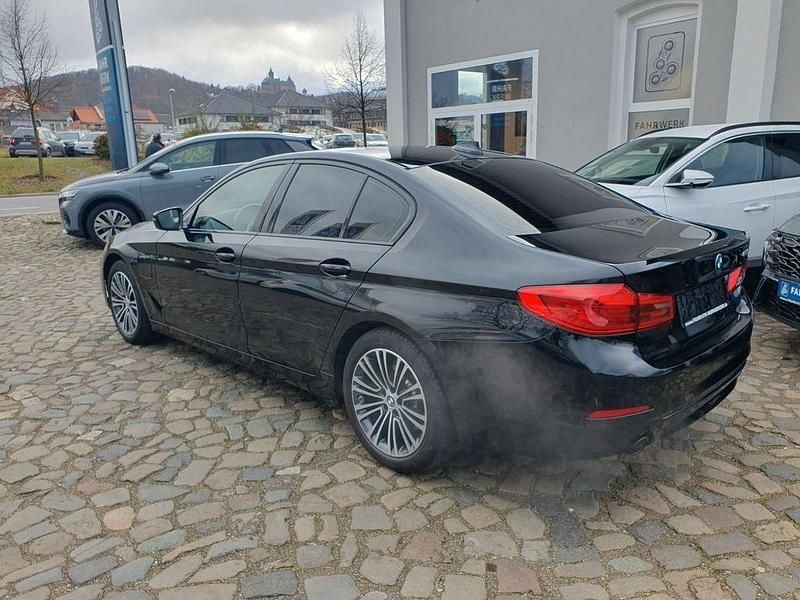 Gebraucht BMW 530e Sport Line 252 PS (185 kW) 2020 Schwarz Limousine
