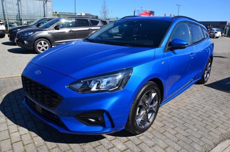 Dynamicblau metallic (metallic) Gebraucht 2021 Ford Focus ST-Line Kombi | 17.980 € (Superpreis) - Bild 1/4