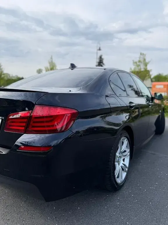 Gebraucht BMW 528 M Sport 245 PS (180 kW) 2012 Schwarz Limousine