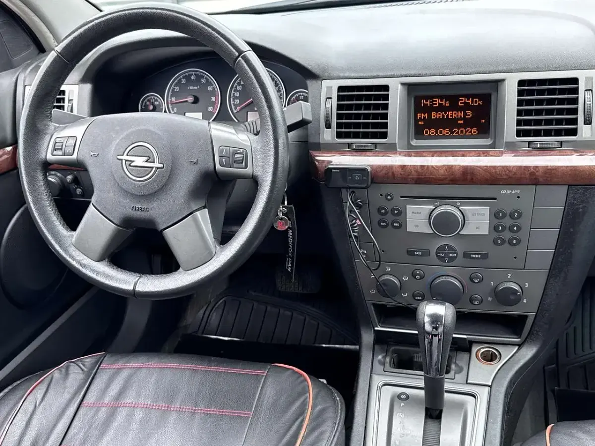 Gebraucht Opel Vectra 155 PS (114 kW) 2004 Grau Limousine