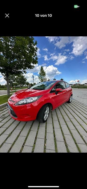 Gebraucht Ford Fiesta 80 PS (58 kW) 2009 Rot Kleinwagen