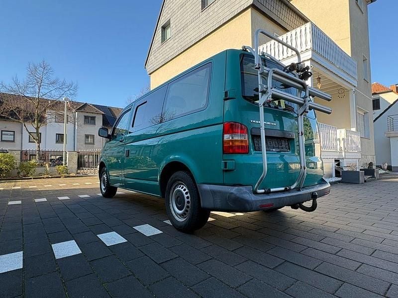 Gebraucht VW Caravelle 102 PS (75 kW) 2007 Grün Van / Kleinbus