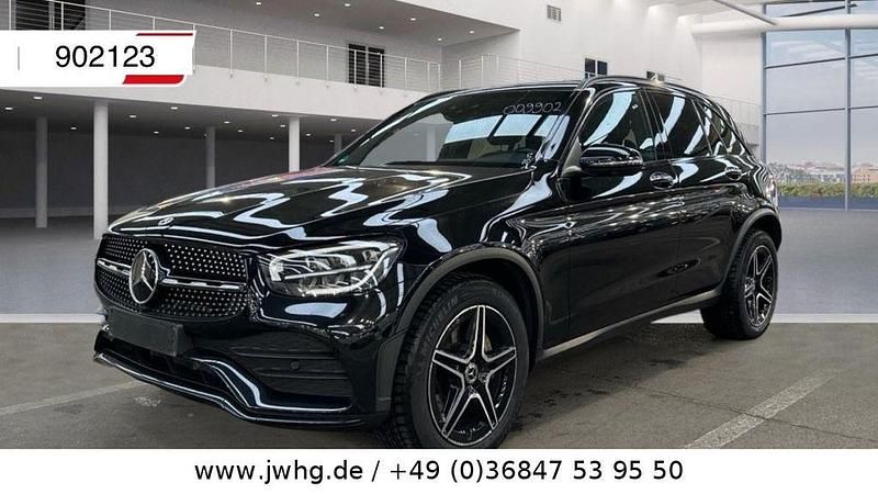 Schwarz Gebraucht 2021 Mercedes GLC300 AMG SUV | 36.950 € (Guter Preis) - Bild 1/4