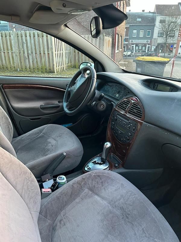 Gebraucht Citroën C5 110 PS (80 kW) 2003 Weiß Limousine