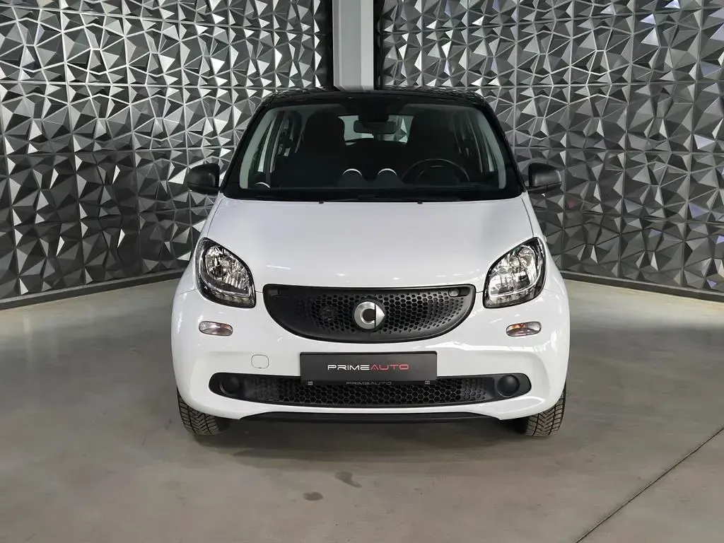 Gebraucht Smart ForFour Basis 71 PS (52 kW) 2015 Schwarz Kleinwagen