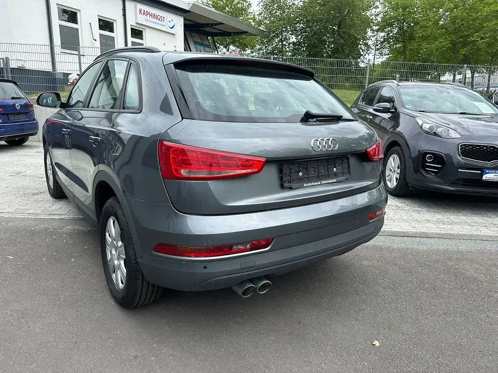 Gebraucht Audi Q3 Comfort 150 PS (110 kW) 2016 Grau SUV