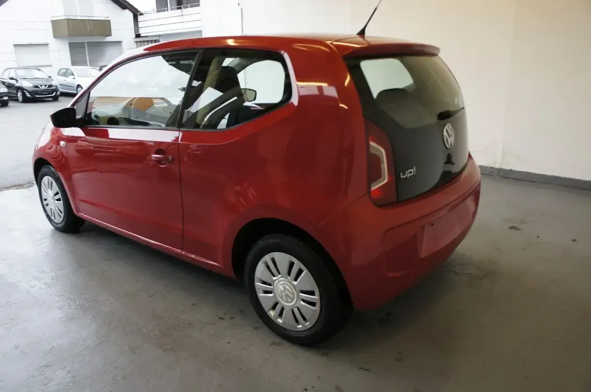 Gebraucht VW up! high up! 60 PS (44 kW) 2012 Rot Kleinwagen