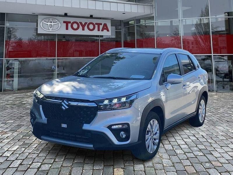 Silber Gebraucht 2025 Suzuki SX4 S-Cross Comfort SUV | 21.990 € (Superpreis) - Bild 1/4