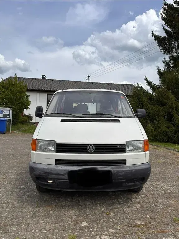 Gebraucht VW T4 91 PS (66 kW) 2002 Weiß Van