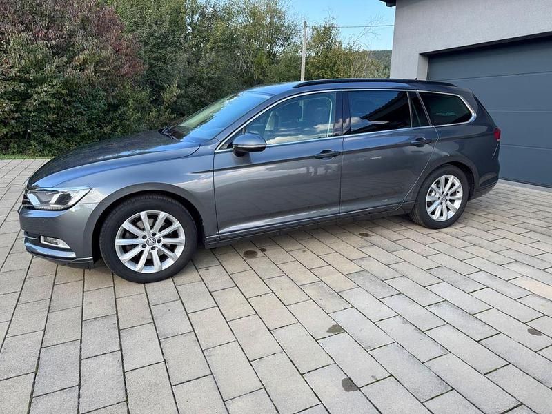 Gebraucht VW Passat Comfortline 150 PS (110 kW) 2017 Grau Kombi