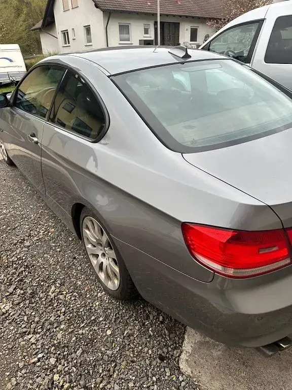Używany BMW 330 Performance 272 KM (200 kW) 2007 Szary Coupe