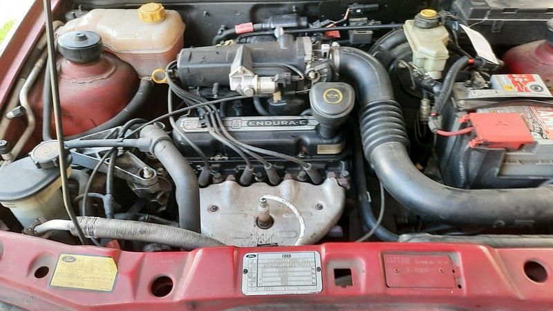 Rot Gebraucht 1998 Ford Fiesta Kleinwagen | 500 € (Guter Preis) - Bild 1/4