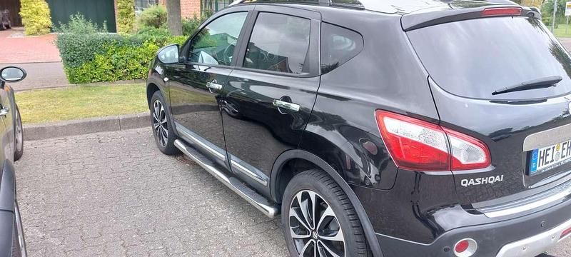 Schwarz Gebraucht 2012 Nissan Qashqai I-Way SUV | 8.500 € (Etwas zu teuer) - Bild 1/4