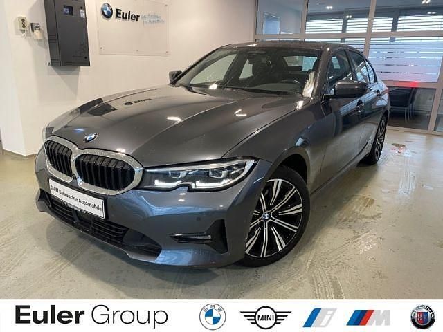 Grau Gebraucht 2020 BMW 320 Limousine | 27.988 € (Fairer Preis) - Bild 1/4