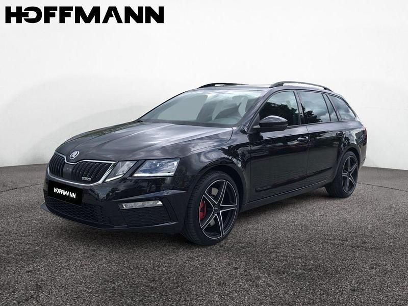 Black magic pearlescent Gebraucht 2017 Skoda Octavia RS Kombi | 21.490 € (Etwas zu teuer) - Bild 1/4